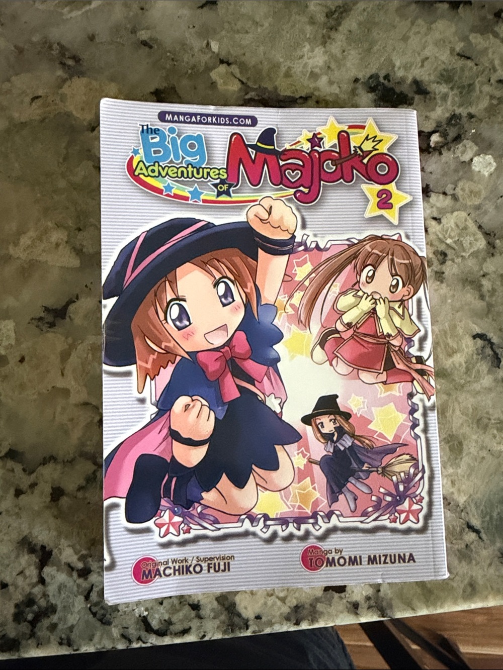 Magical Girl Manga Set — Majiko Volumes 1–5 (Colorful Covers) - Picture 3 of 10